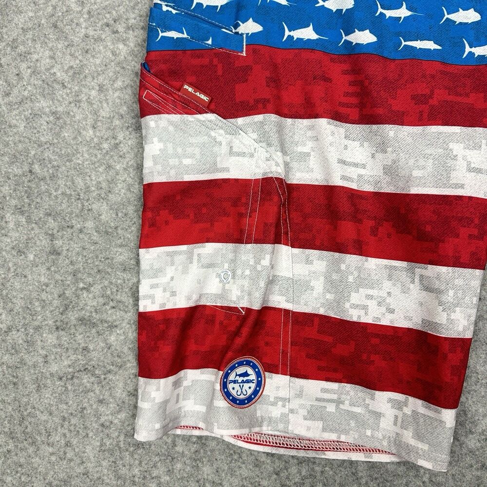 Pelagic Sharkskin Cargo Board Shorts Mens 34 Red White Blue USA Flag Beach 12" - Picture 3 of 12